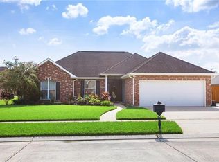 127 Braden Dr, Luling, LA 70070