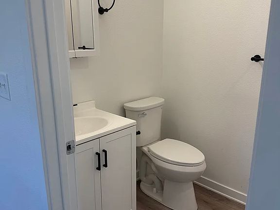 5th image of 1433 Lakeview Ave #2