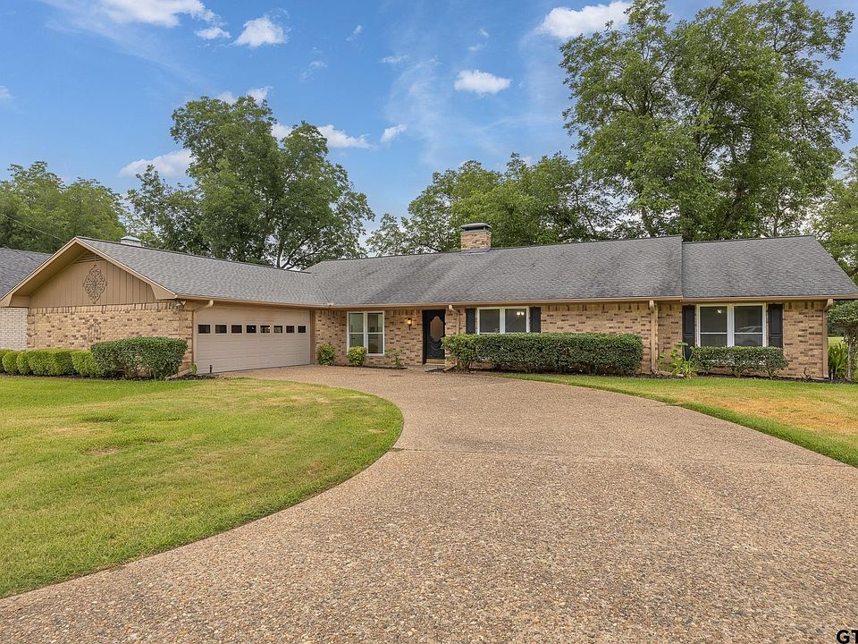 1st image of 105 Saint Croix Ln