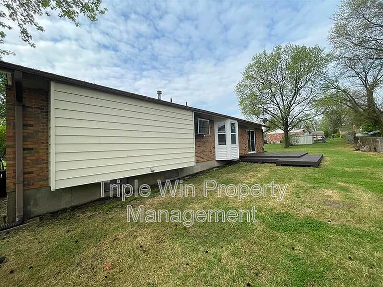 1725 Orletto Way — Photo 6