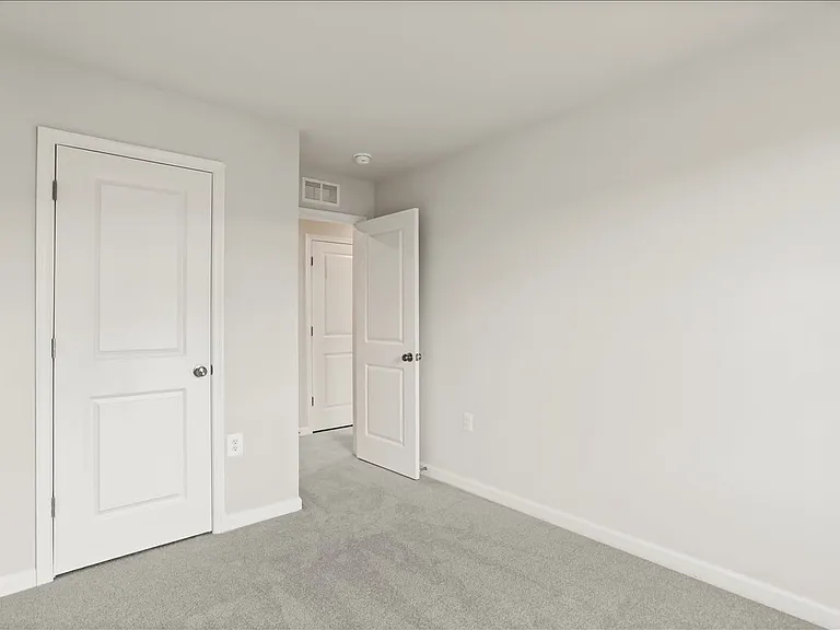 215 Olympus Rd — Photo 23