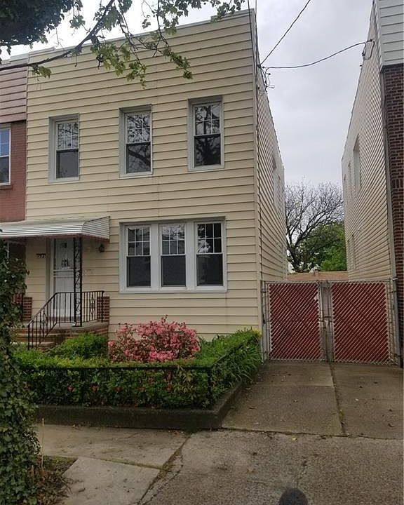 1st image of 292 Logan Ave