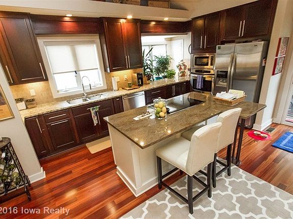 4th image of 2310 Linda Cir
