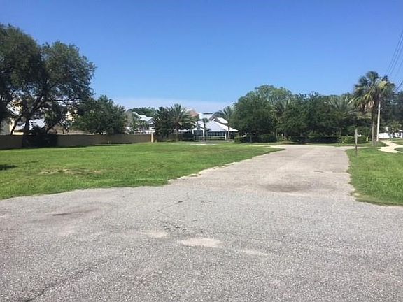 4th image of 2149 Sadler Rd