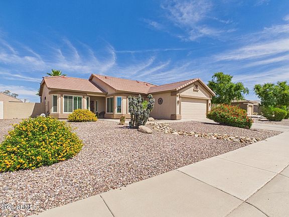 2nd image of 3752 E Westchester Drive