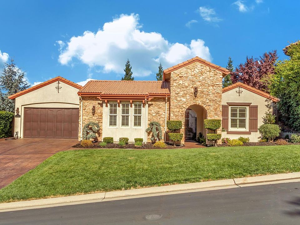 1st image of 211 Asuncion Ct