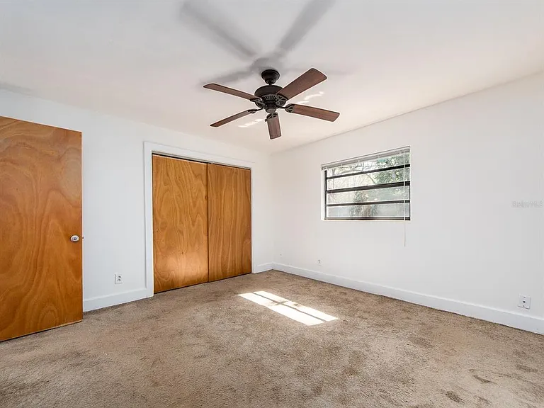 2242 Indian Ave S — Photo 9