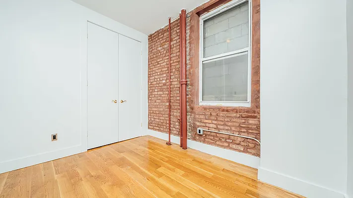 Rented by Nooklyn NYC LLC | media 26