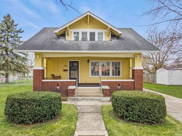 506 S Guilford St, Garrett, IN 46738