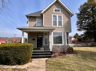 706 S Hennepin Ave, Dixon, IL 61021