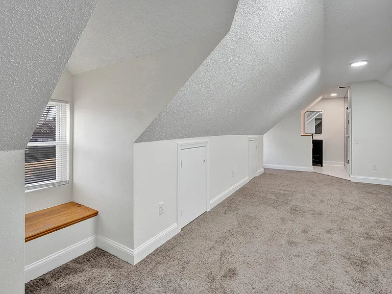 3780 Shirlwood Ave — Photo 26