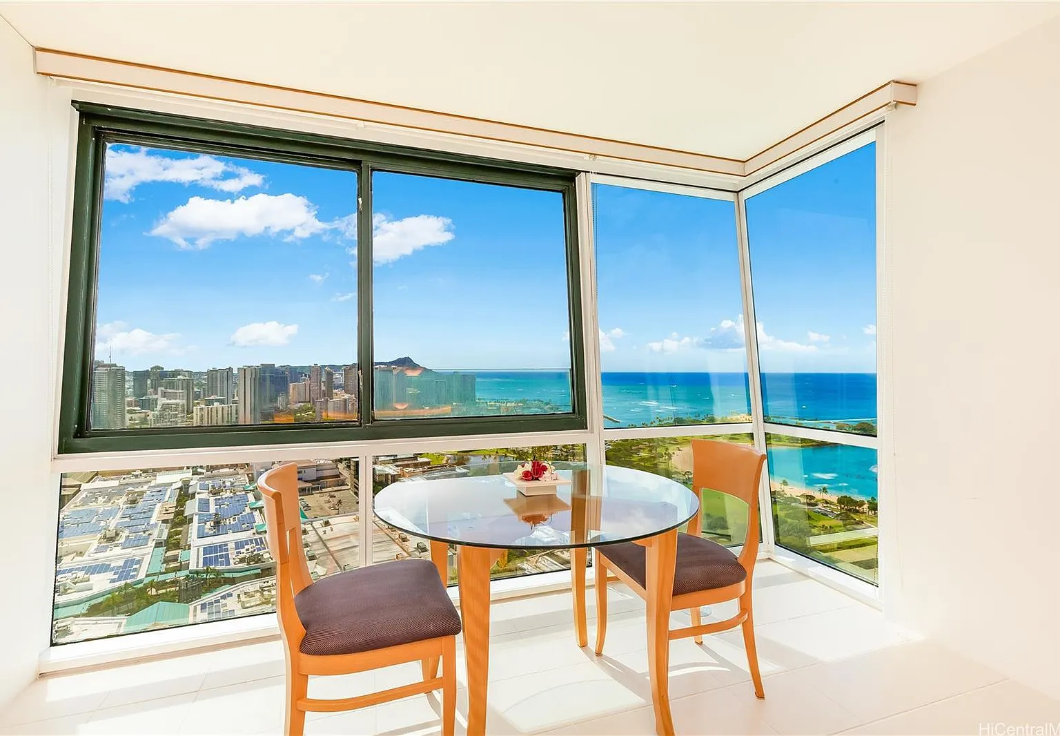 2 bed, 1212 sqft, $7,750 — Photo 1