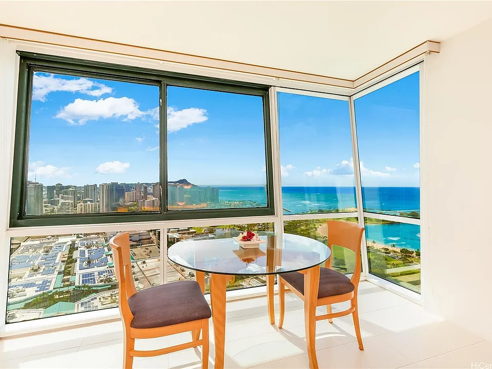 88 Piikoi St #3907F