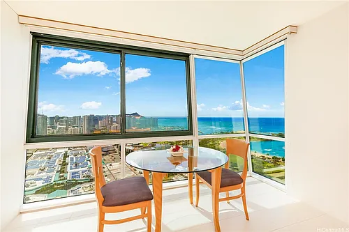 88 Piikoi St #3907F Photo 1