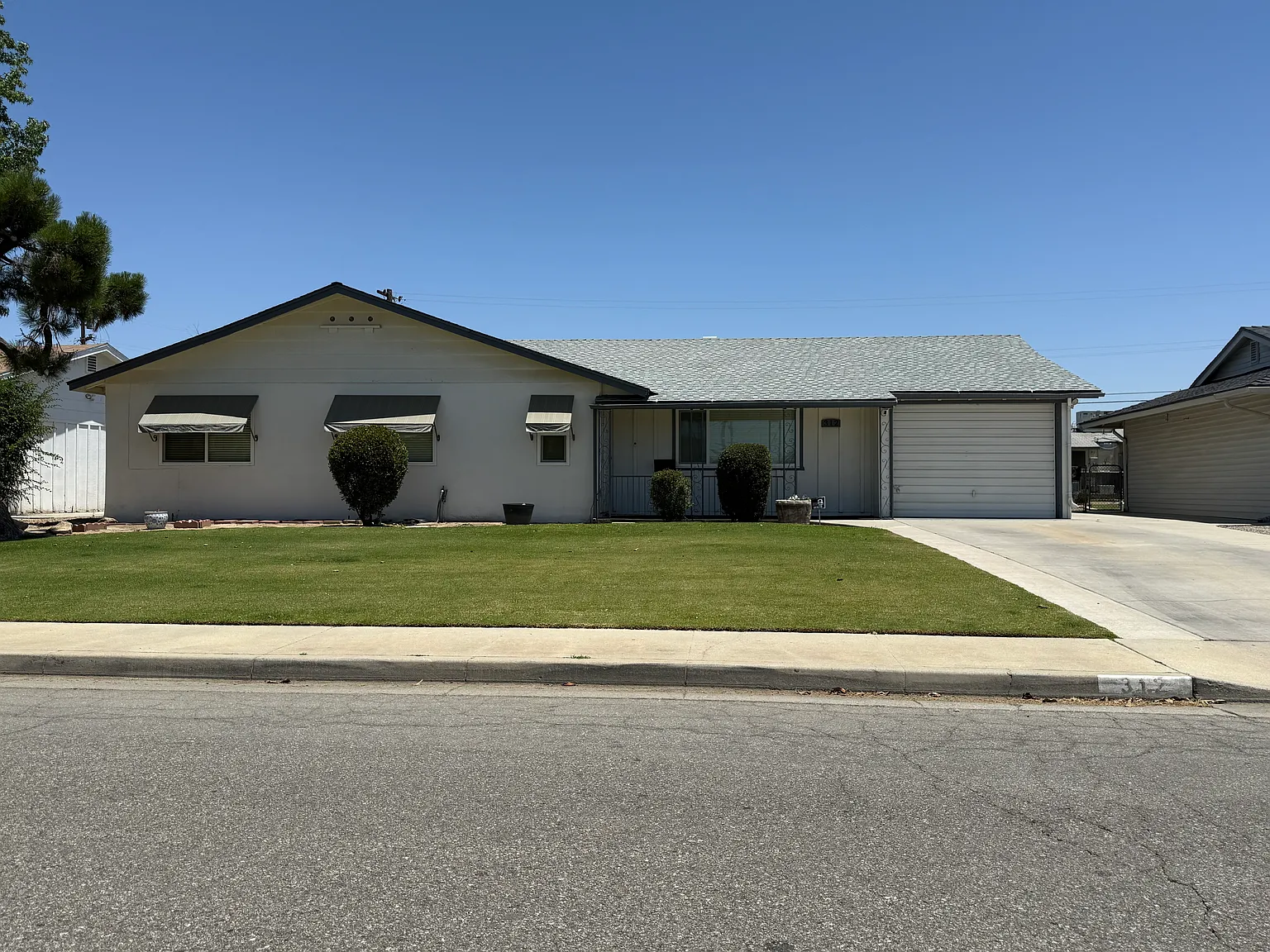 3 bed, 1613 sqft, $2,150 — Photo 1
