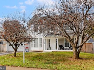 14698 Stratford Dr, Woodbridge, VA 22193