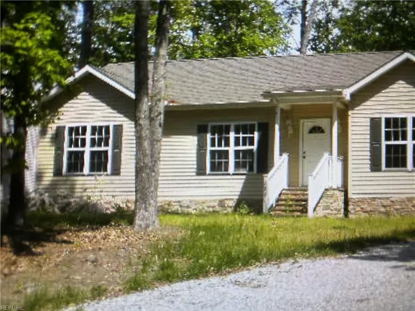2231 Buccaneer Blvd, Greenbackville, VA 23356