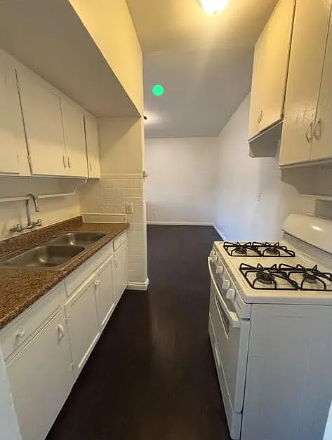 1 bed, 500 sqft, $1,400 — Photo 4
