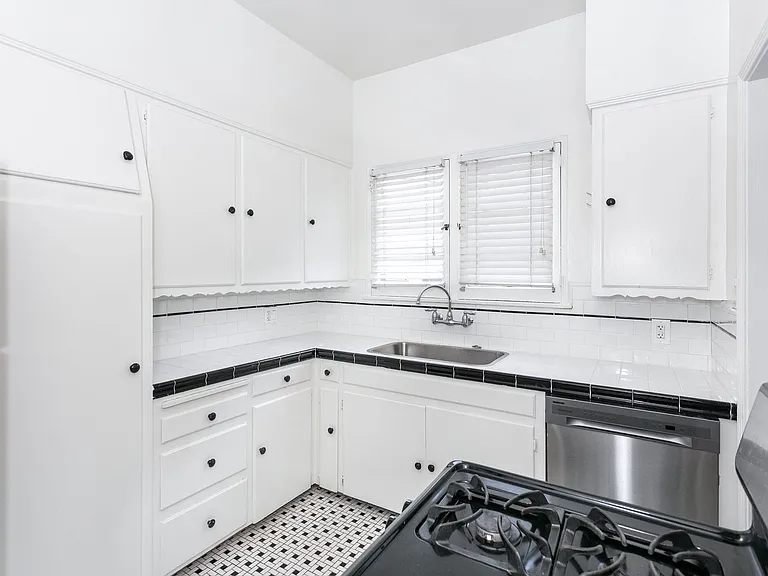 6313 Orange St — Photo 15