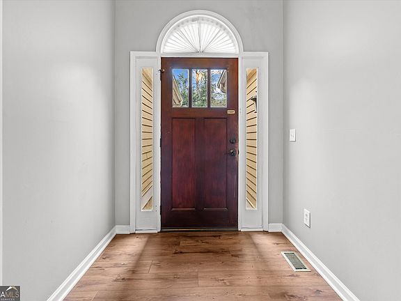 2nd image of 111 Greenpointe Way