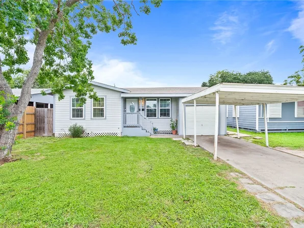949 Bobalo Dr, Corpus Christi, TX 78412