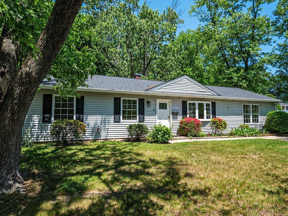 1st image of 621 Wingleaf Ct