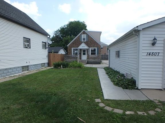 2nd image of 14507 McKinley Ave