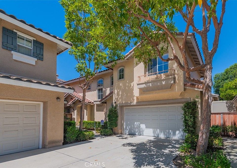 1st image of 25321 Bayside Pl