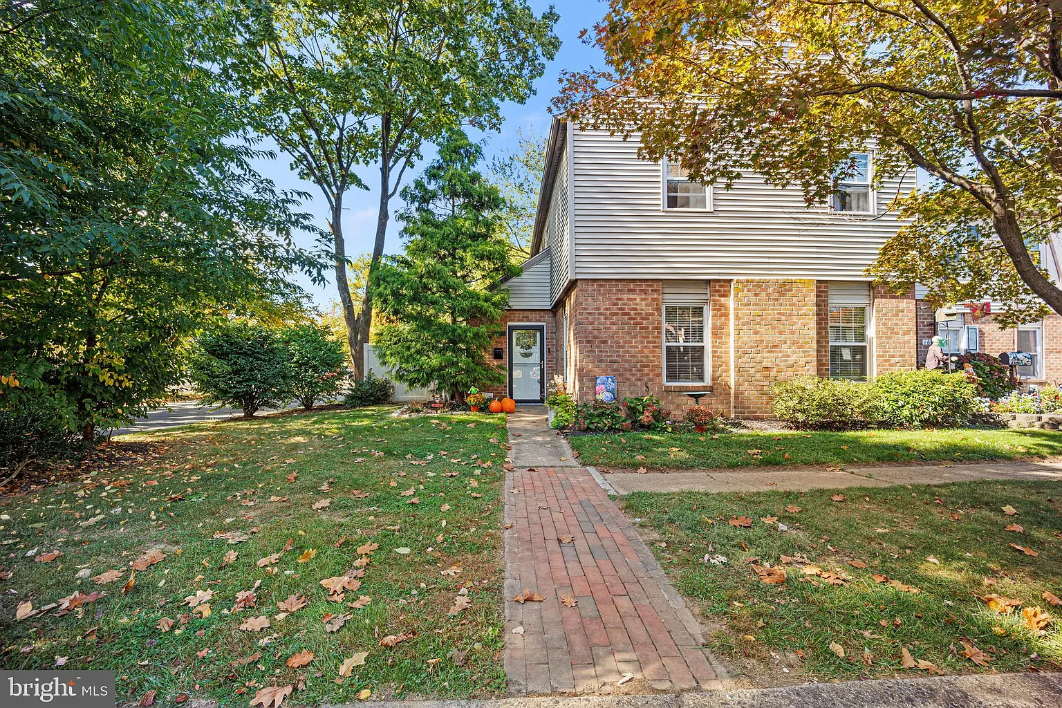 17 Hollybrooke Dr photo 1