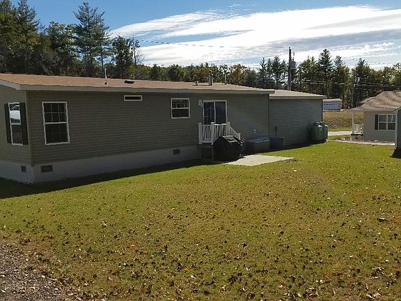 3rd image of 71 Peggi Ln