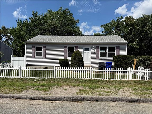 2nd image of 26 Shiloh St