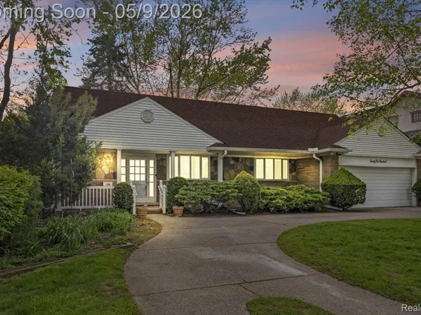 2600 Grange Rd, Trenton, MI 48183