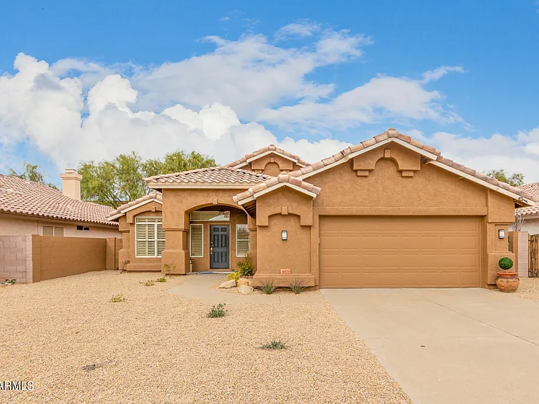 8820 W Kings Ave — Photo 24
