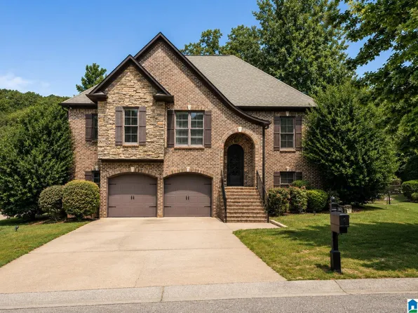 109 Lauchlin Way, Pelham, AL 35124