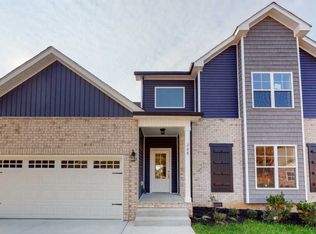 208 Ledina Ct, Clarksville, TN 37043