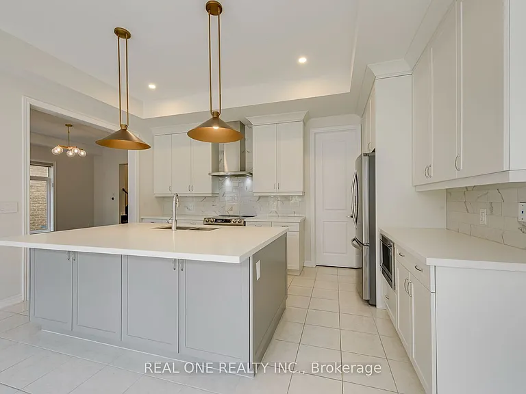 140 Zachary Cres — Photo 17
