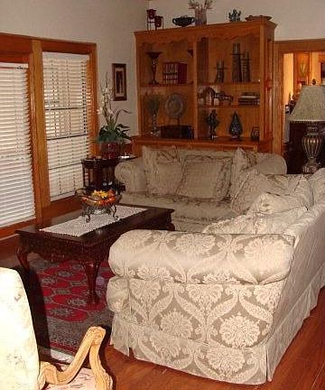 5th image of 113 Larkspur Ave