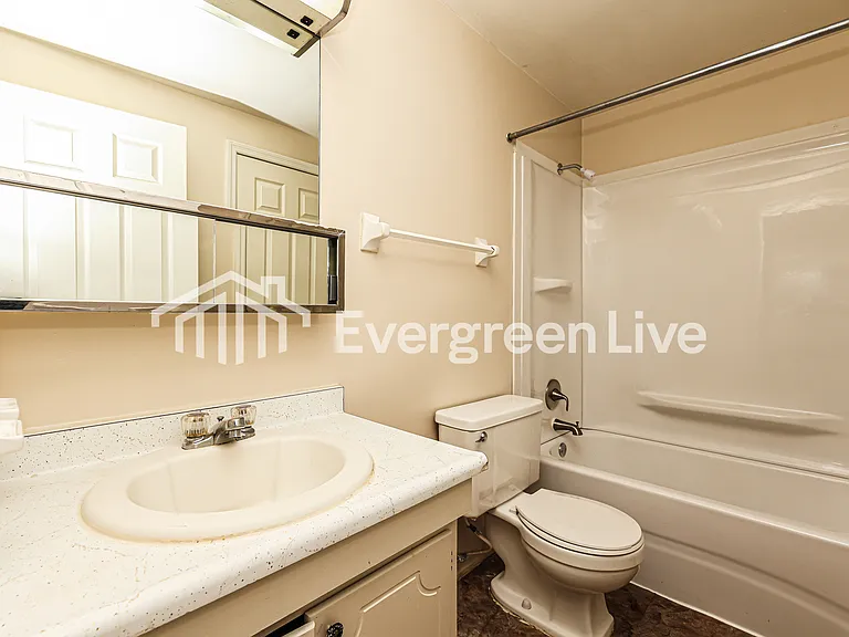 5863 Taylorsville Rd — Photo 10