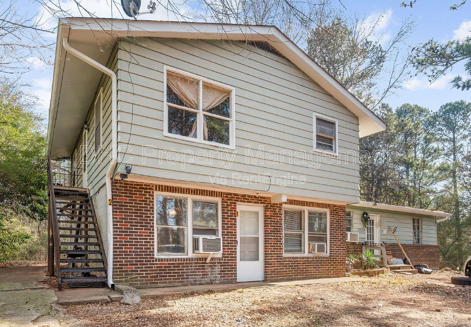 1 bed, 1.0 bath, $895 — Photo 2