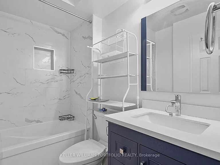 9542 Sheppard Ave E — Photo 19