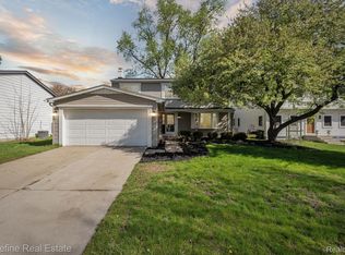 44800 Joy Rd, Plymouth, MI 48170