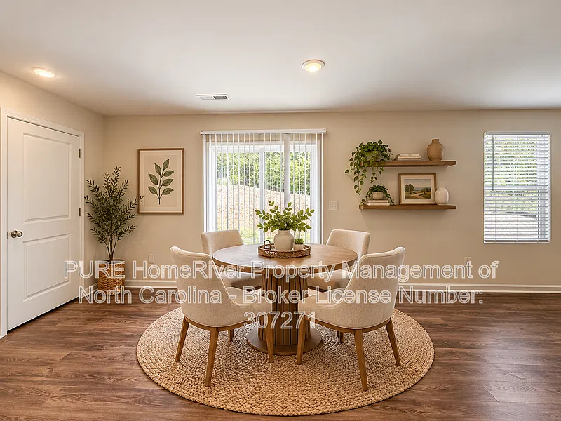 4 bed, 2.5 bath, 2376 sqft, $2,105 — Photo 2