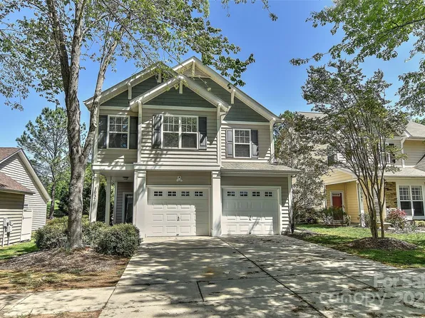 1037 Hammond Dr, Matthews, NC 28104