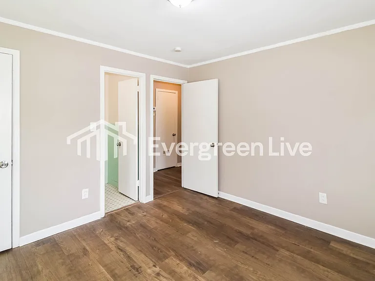 449 Forest Hills Dr — Photo 4