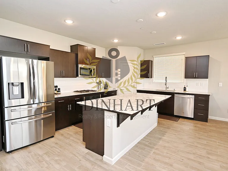 502 S Traverse Dr — Photo 4
