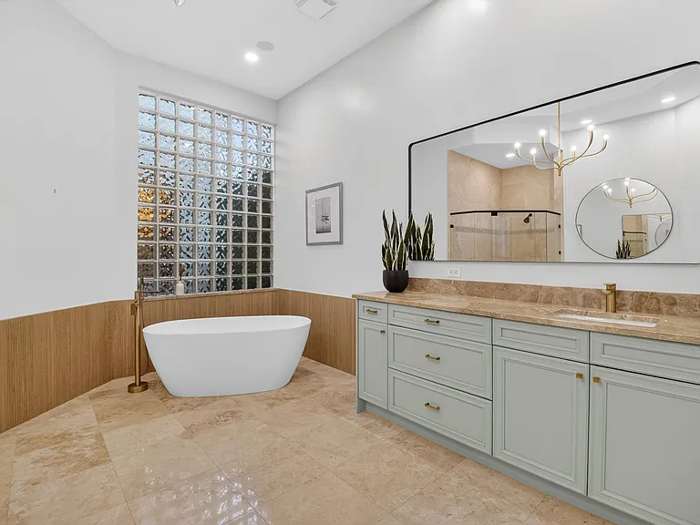 17921 Villa Club Way — Photo 35