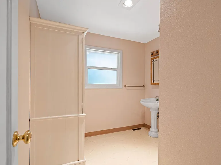 7505 SW Alden St — Photo 28