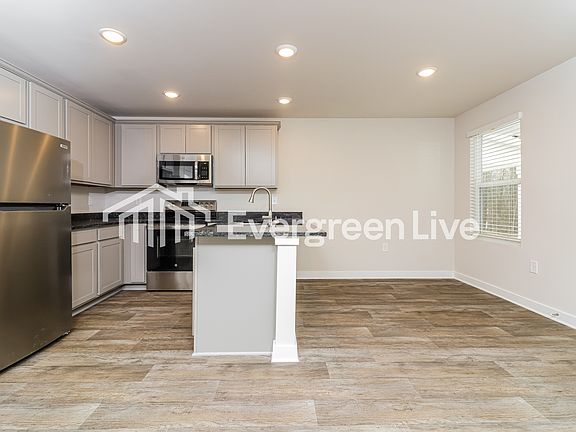 5th image of 4814 Station Ln
