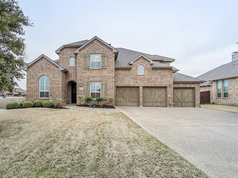 1st image of 1560 Silent Brook Ct