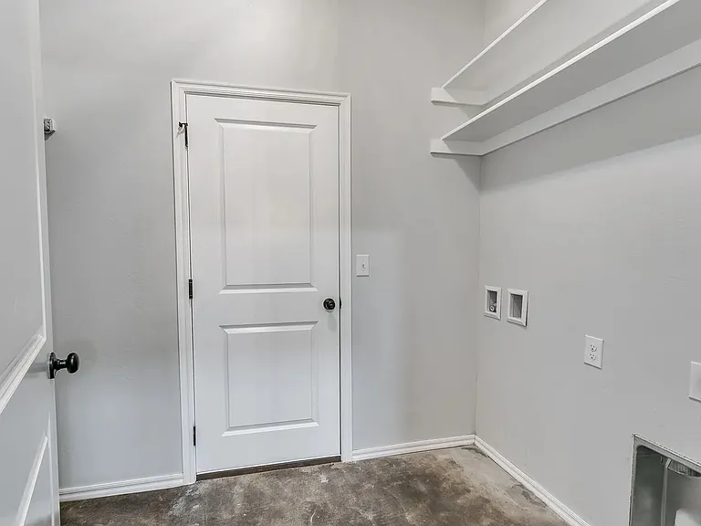 816 Coles Crk — Photo 25